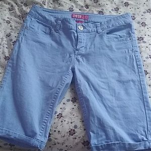 Zana Di shorts!!!!!💛